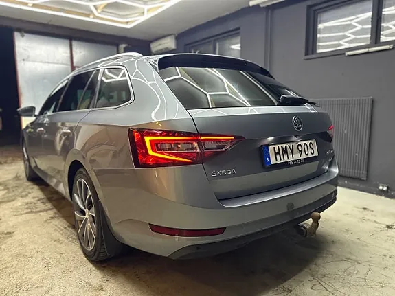 Skoda Superb 2019 photo 3