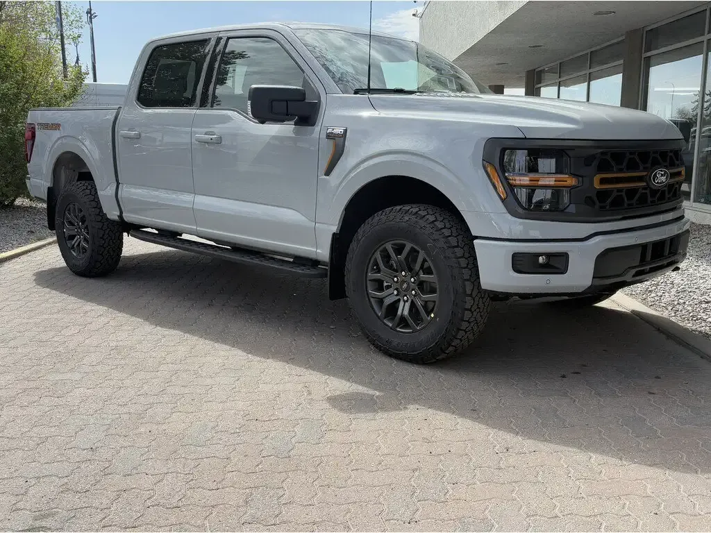 Ford F-150 2026 photo 2