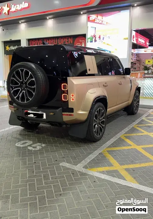 Land Rover Defender