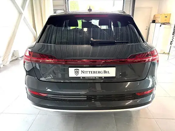 Audi E-Tron 2021 photo 5