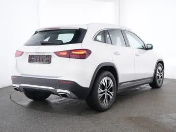Mercedes-Benz Gla 2025 photo 2