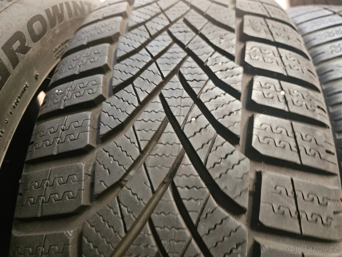 Falken 215/50R17 95V Xl Eurowinter Hs02 photo 3