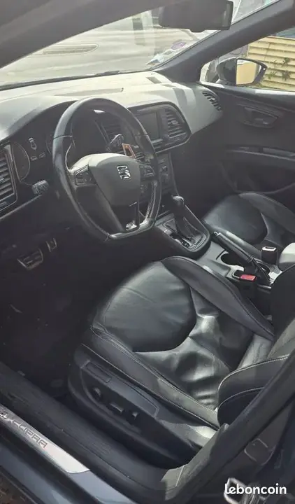 Seat Leon 2015 photo 3