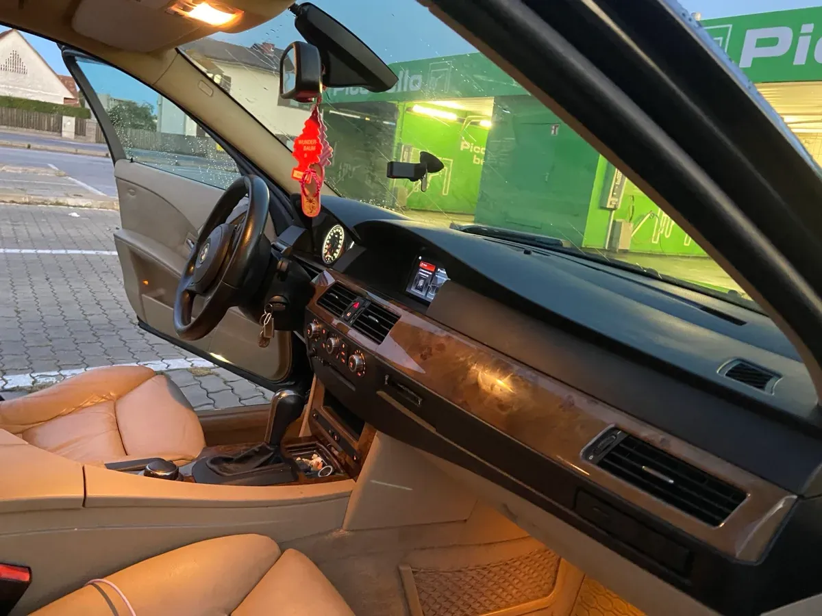 BMW 5 Series 2006 photo 3