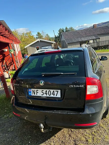 Skoda Octavia 2012 photo 4