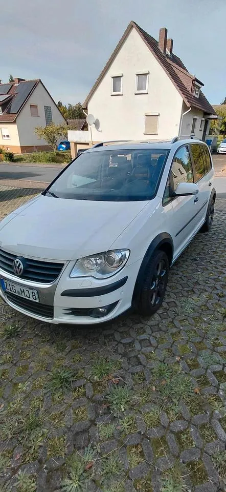 Volkswagen Cross Touran