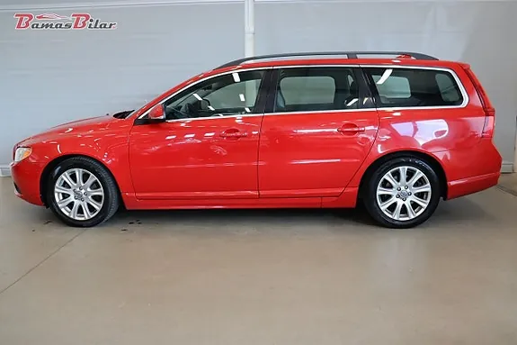 Volvo V70 2013 photo 2