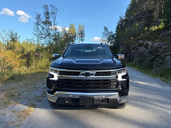 Chevrolet Silverado 1500 2025 photo 3
