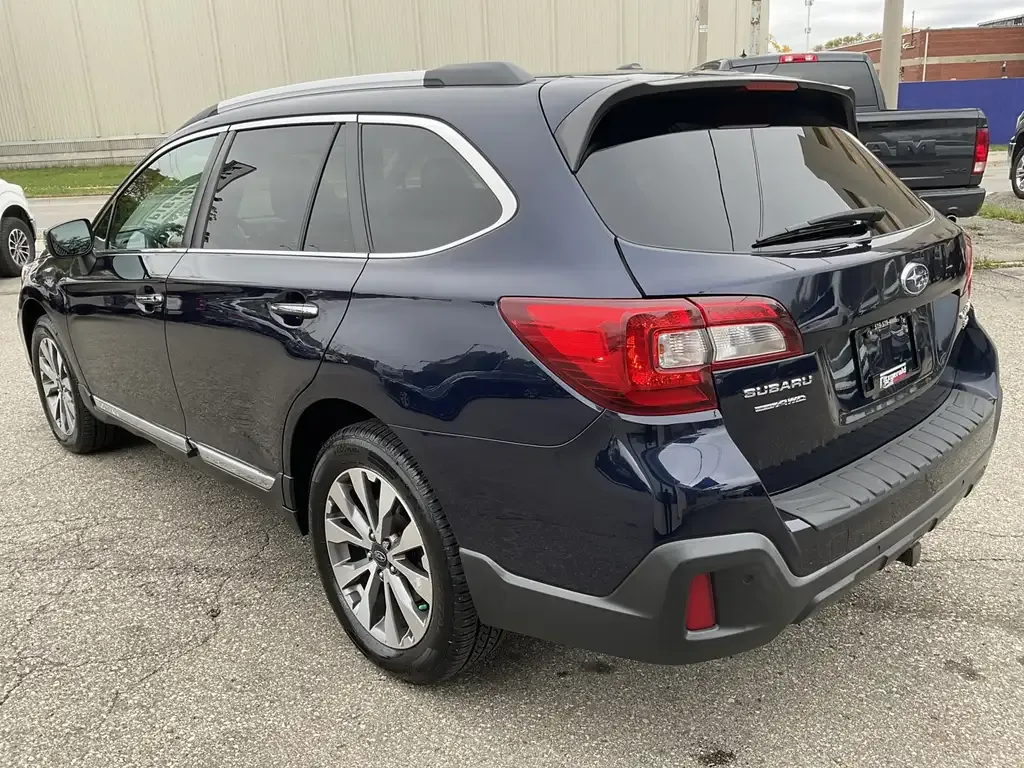Subaru Outback 2018 photo 5
