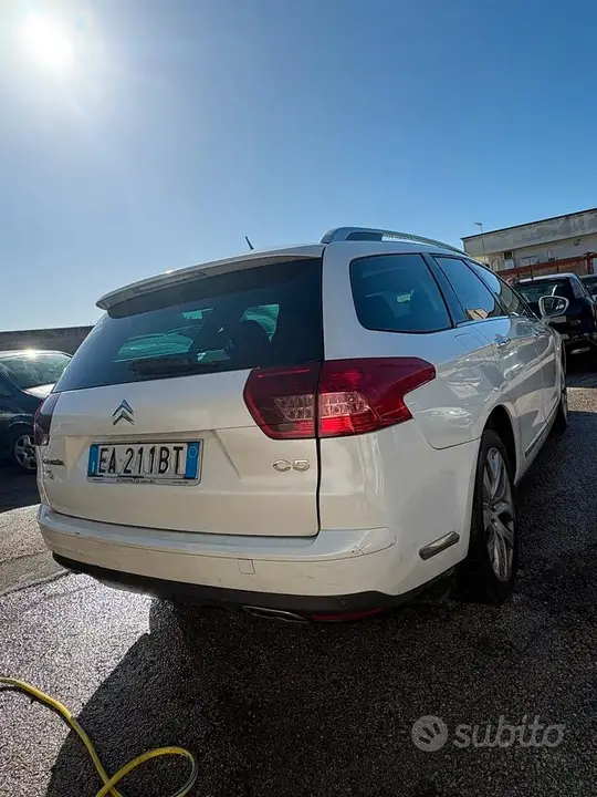 Citroen C5 2010 photo 4