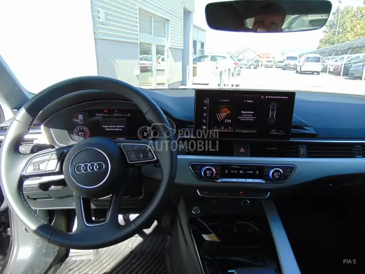 Audi A4 2024 photo 5