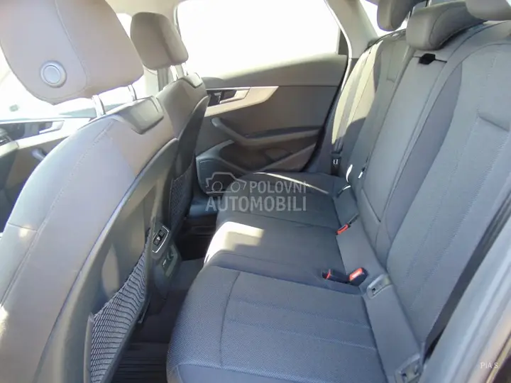 Audi A4 2024 photo 4