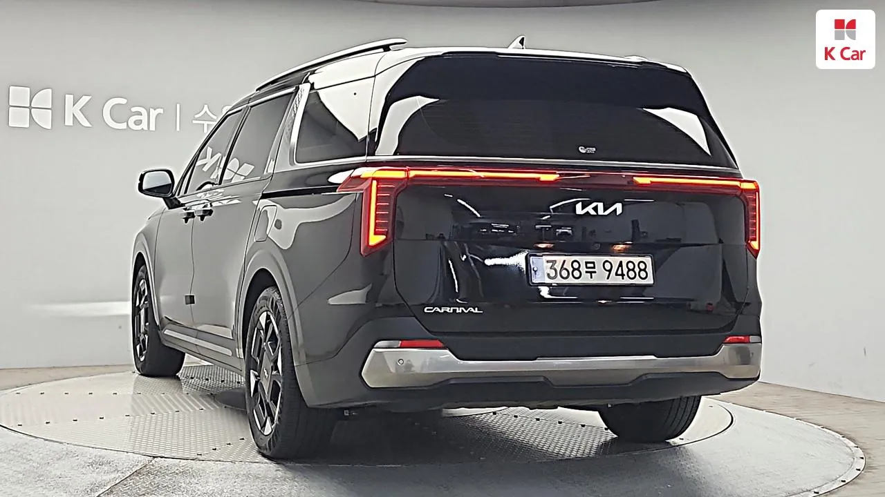 Kia Carnival 2025 photo 2