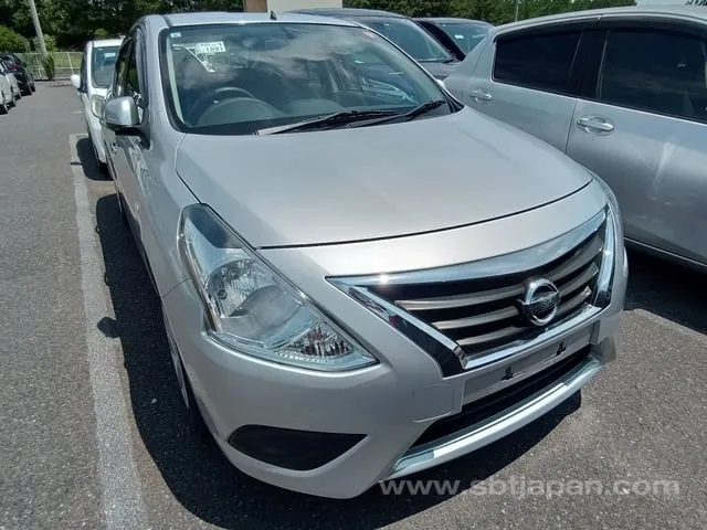 Nissan Latio