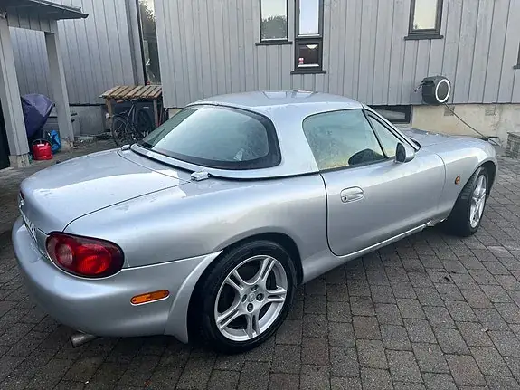 Mazda Mx-5 2005 photo 2