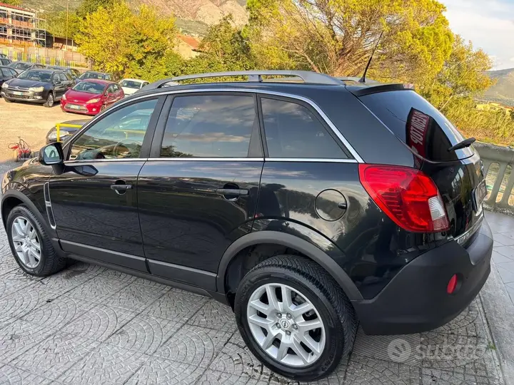 Opel Antara 2012 photo 2