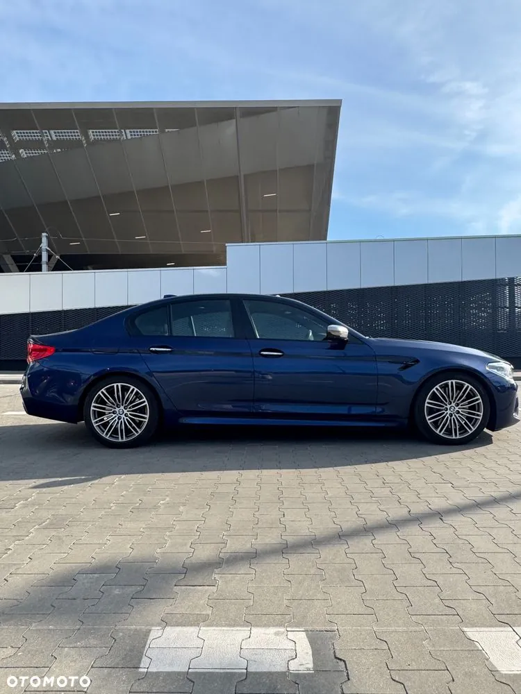 BMW 5 Series 2018 photo 3