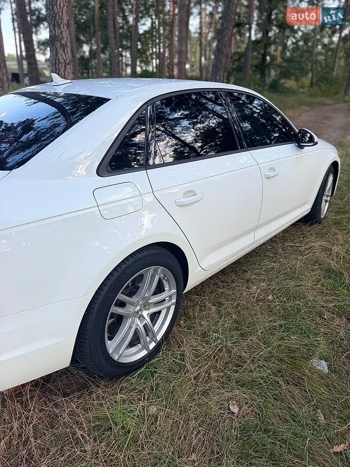 Audi A4 2016 photo 4