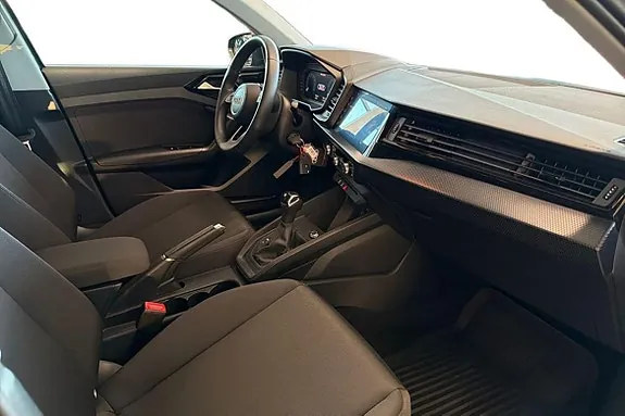 Audi A1 2025 photo 5