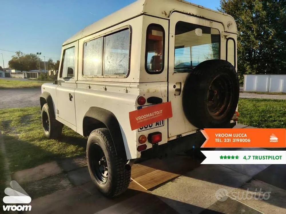 Land Rover Defender 1985 photo 3