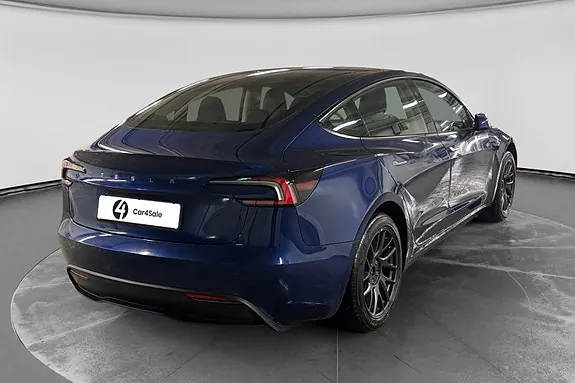Tesla Model 3 2024 photo 5