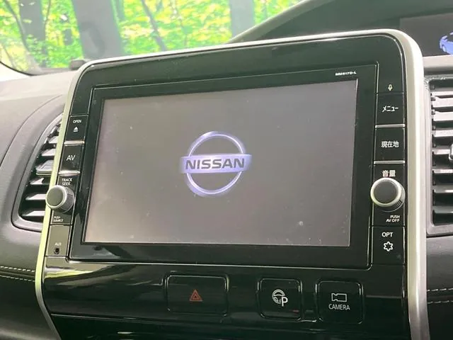 Nissan Serenade 2019 photo 3