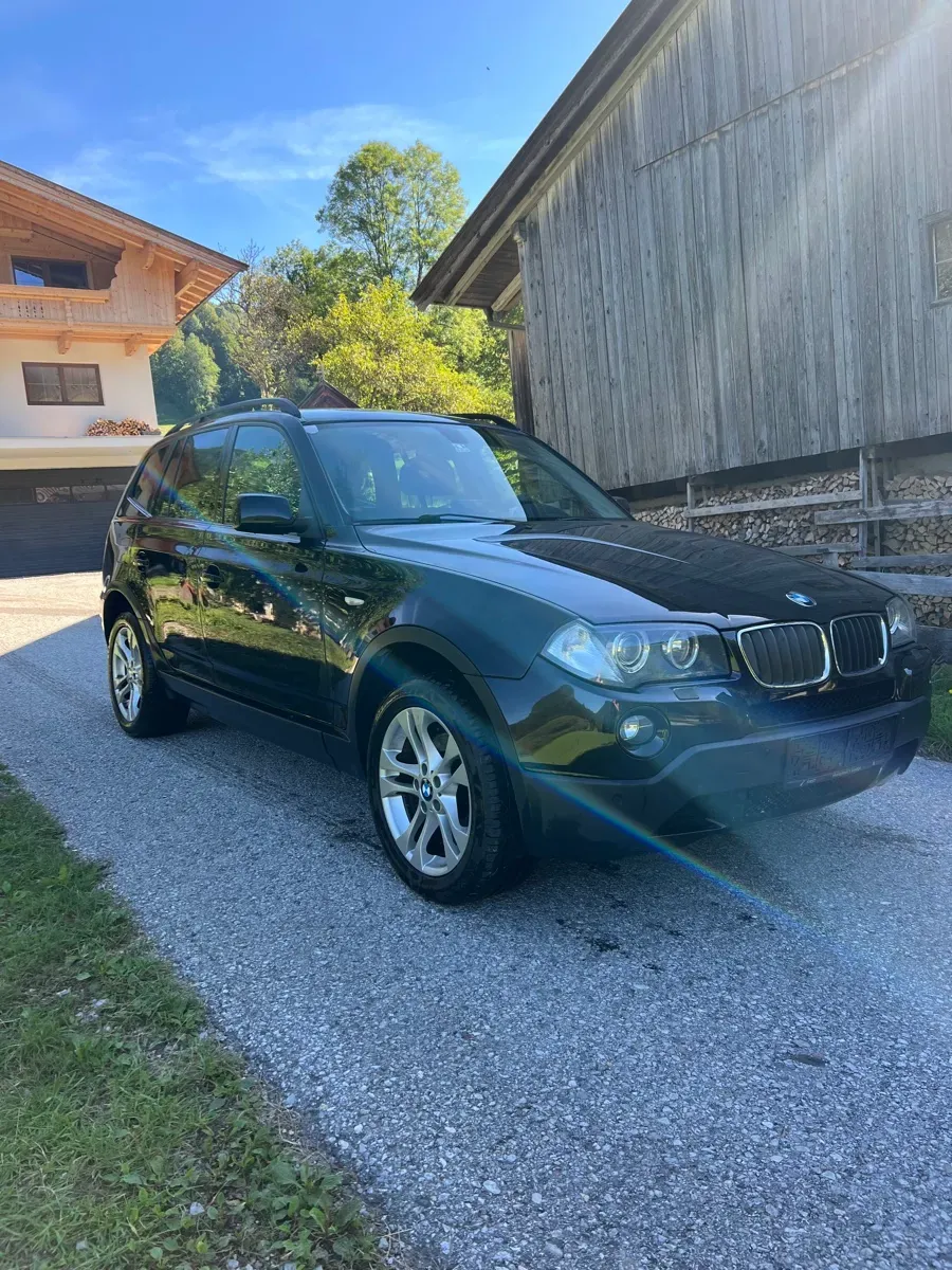 BMW X3 2008 photo 2