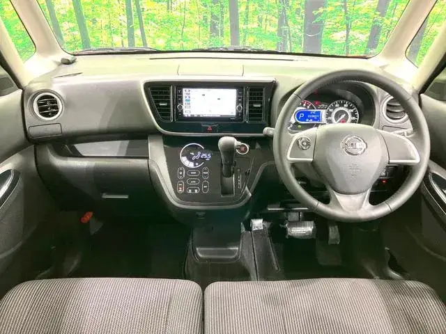 Nissan Dayzulux Highway Star X 2020 photo 2
