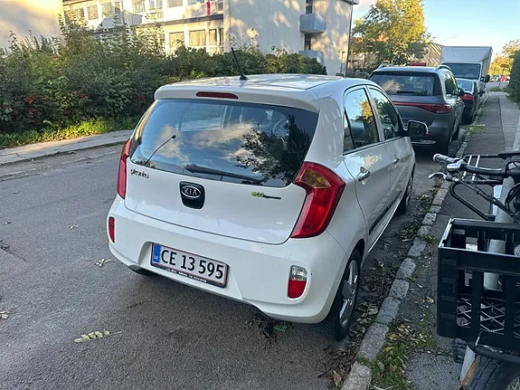 Kia Picanto 2011 photo 4