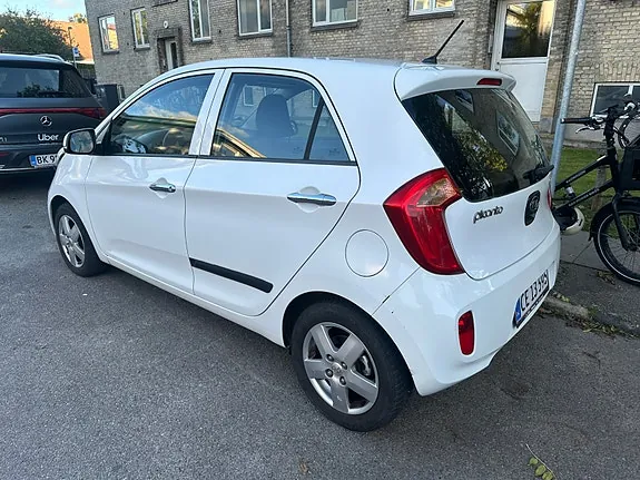 Kia Picanto 2011 photo 5