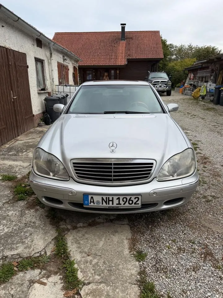 Mercedes-Benz S 320