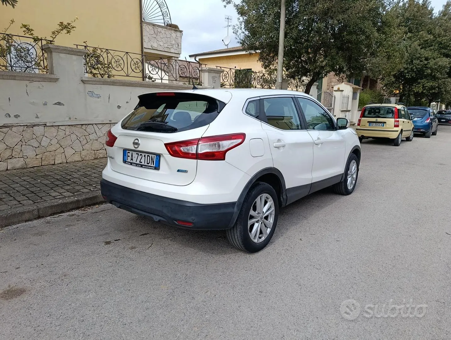 Nissan Qashqai 2015 photo 4