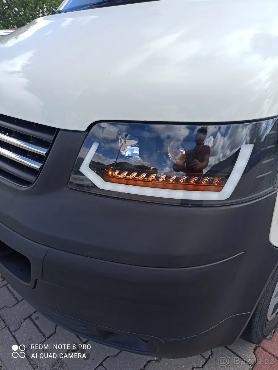 Volkswagen Transporter T5 2007 photo 2