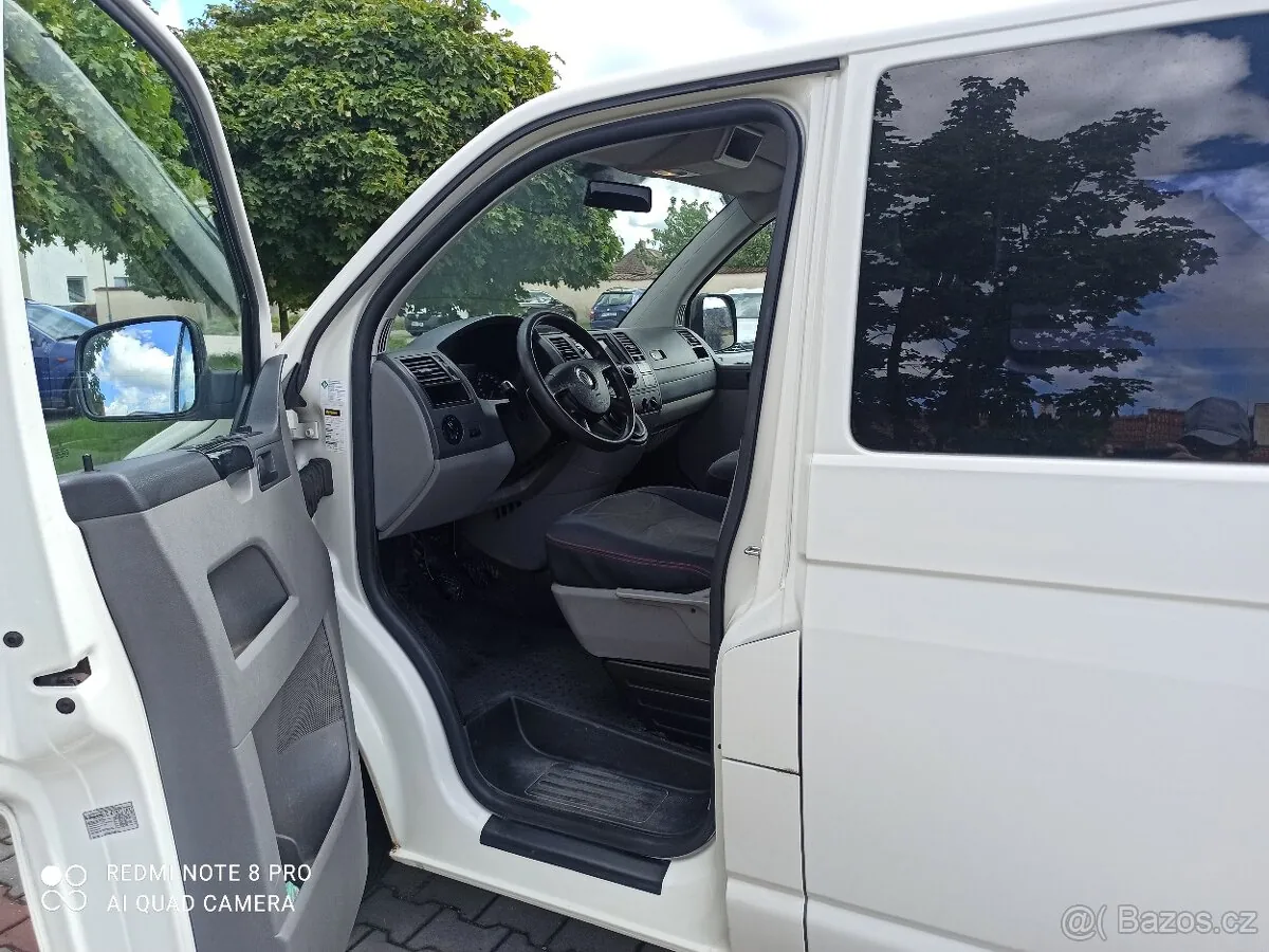Volkswagen Transporter T5 2007 photo 4