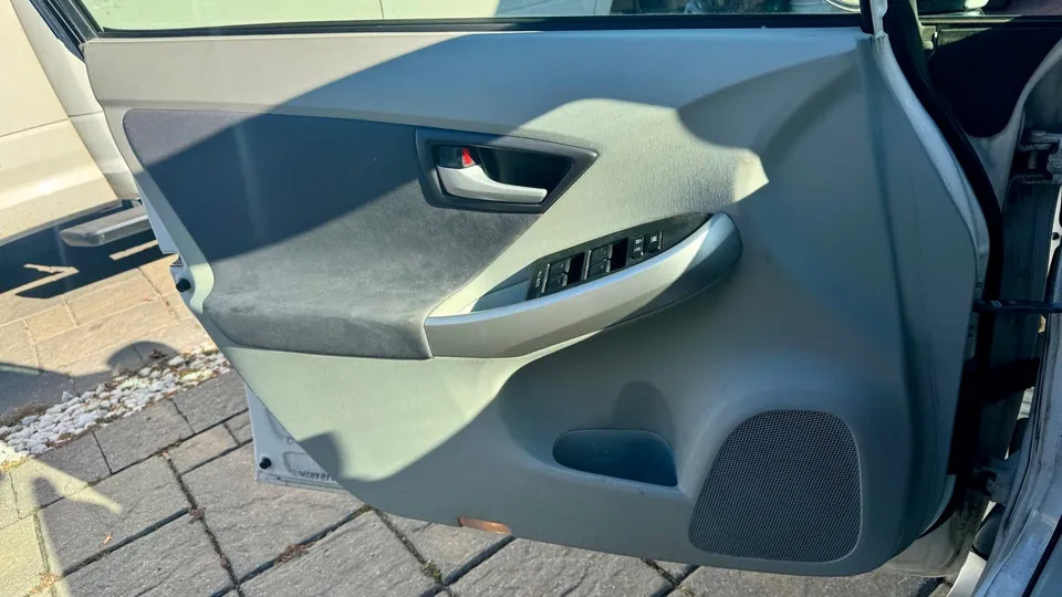 Toyota Prius 2010 photo 3