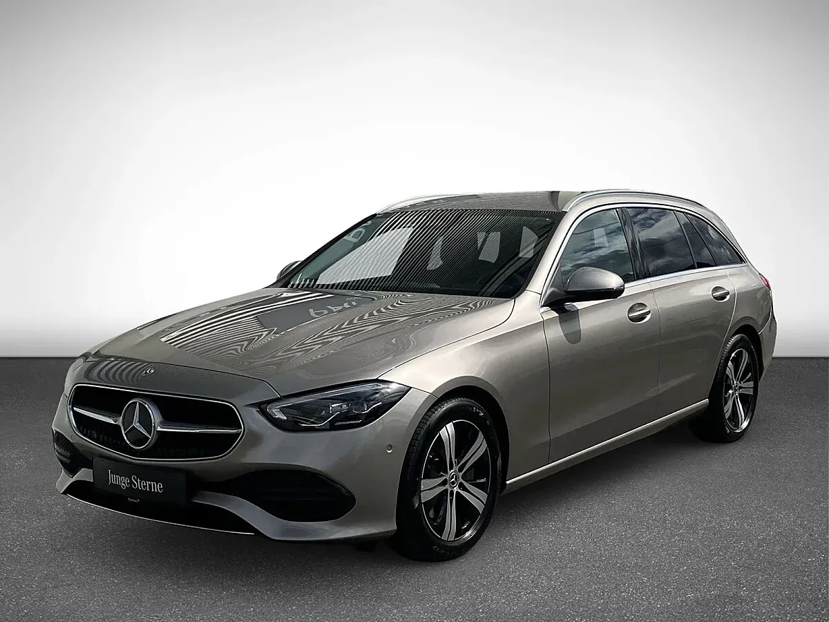 Mercedes-Benz C-Class 2022 photo 2