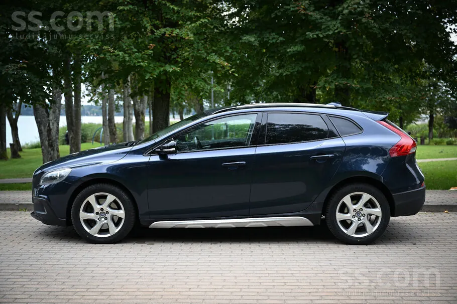 Volvo V40 2013 photo 4