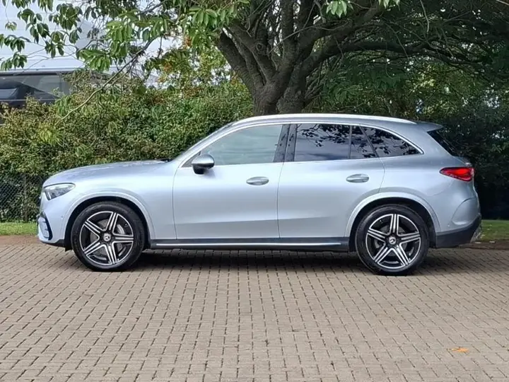Mercedes-Benz Glc 2025 photo 4
