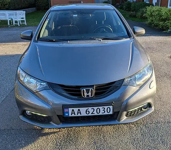 Honda Civic 2012 photo 2
