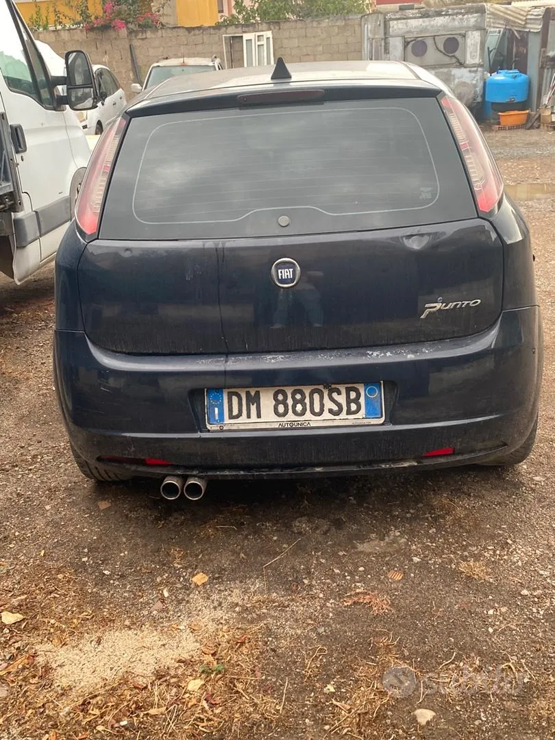 Fiat Grande Punto 2008 photo 2