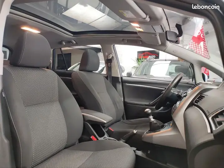 Toyota Verso 2013 photo 4