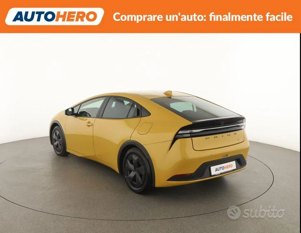 Toyota Prius 2023 photo 4