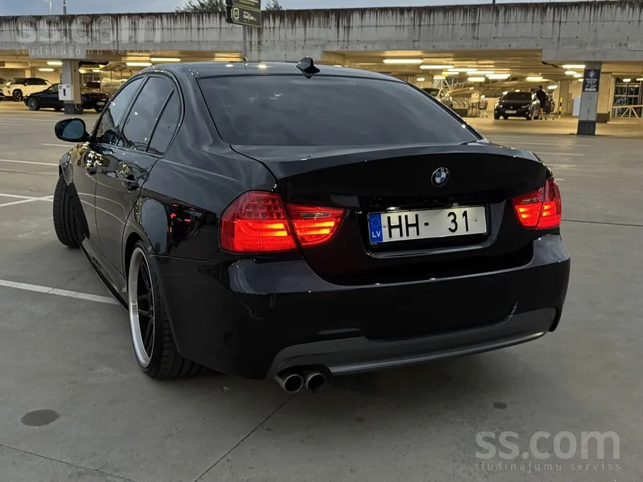 BMW E90 2009 photo 5