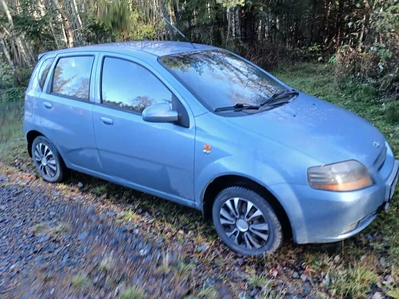 Daewoo Kalos 2004 photo 2