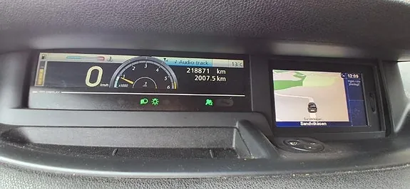 Renault Grand Scenic 2010 photo 5