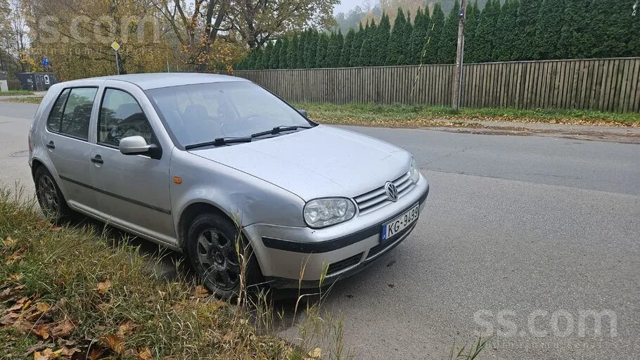 Volkswagen Golf 4 1998 photo 2