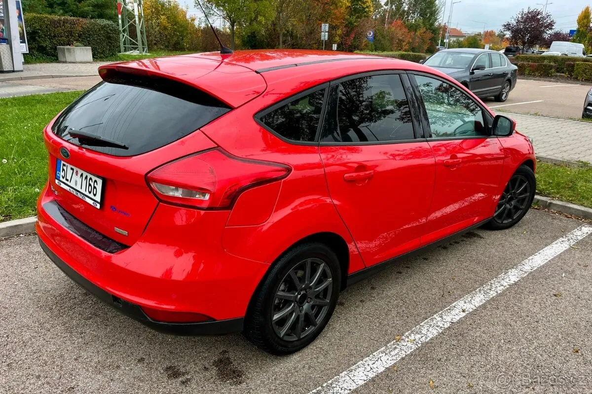 Ford Focus 2015 photo 3