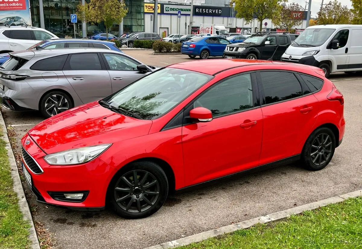 Ford Focus 2015 photo 2
