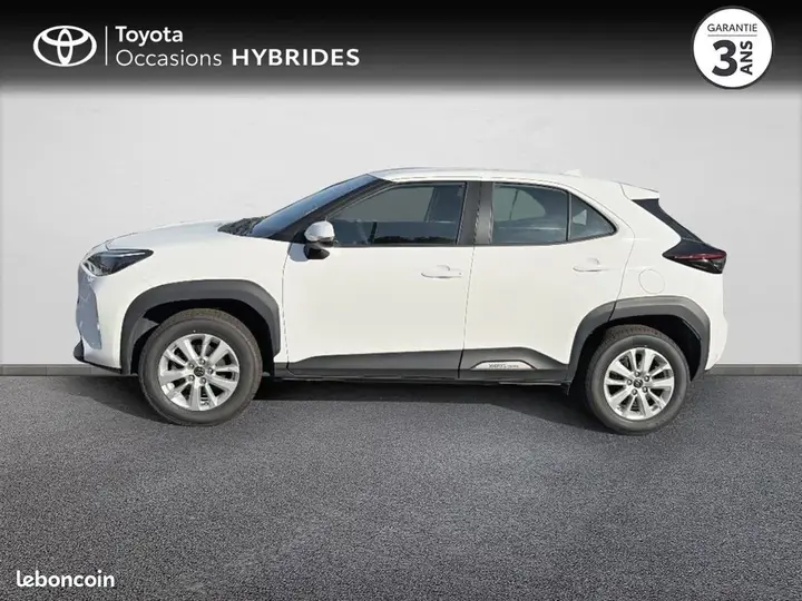 Toyota Yaris Cross 2023 photo 3