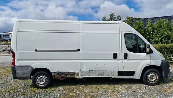 Peugeot Boxer 333 2012 photo 2